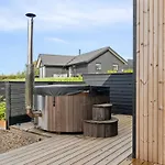 Harrieth - 300m From The Sea By Interhome 別荘