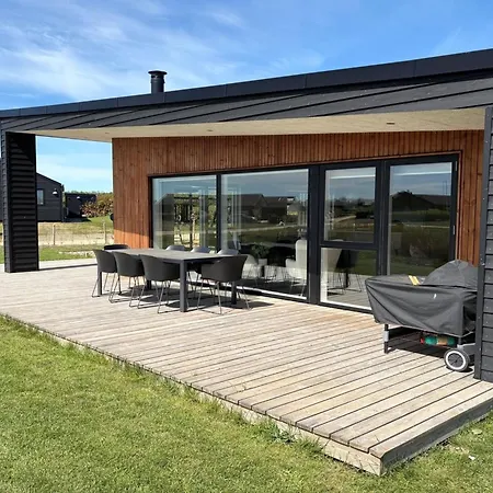 Harrieth - 300m From The Sea By Interhome *